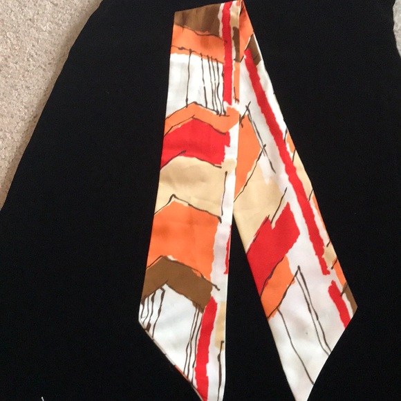 Scarf - Picture 2 of 3